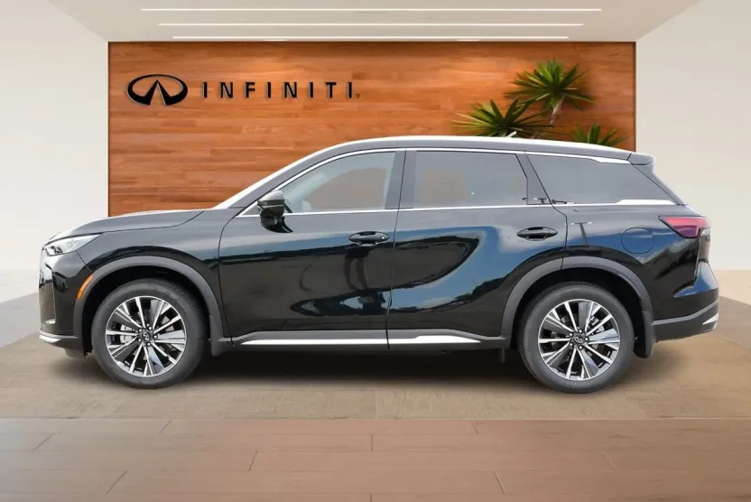 2026 Infiniti QX60 Luxe photo 1