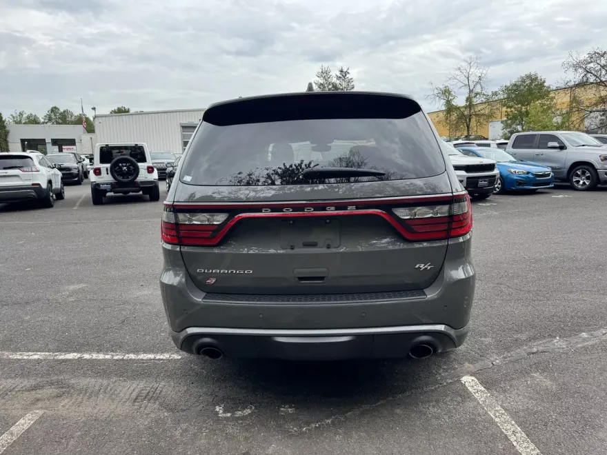 2022 Dodge Durango R/T photo 1