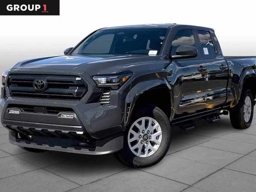 2025 Toyota Tacoma SR5 photo 1