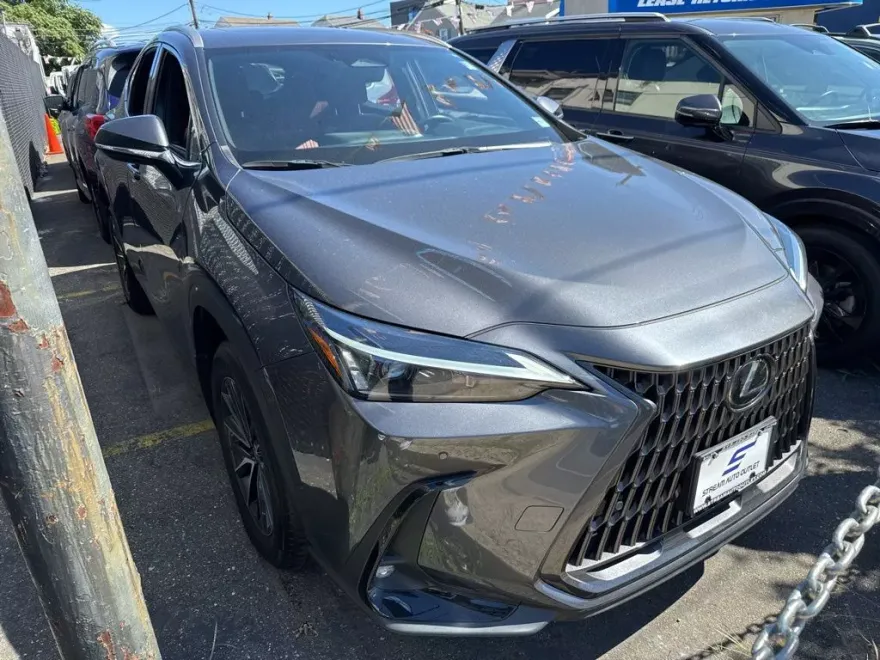 2022 Lexus NX 350 Premium photo 1