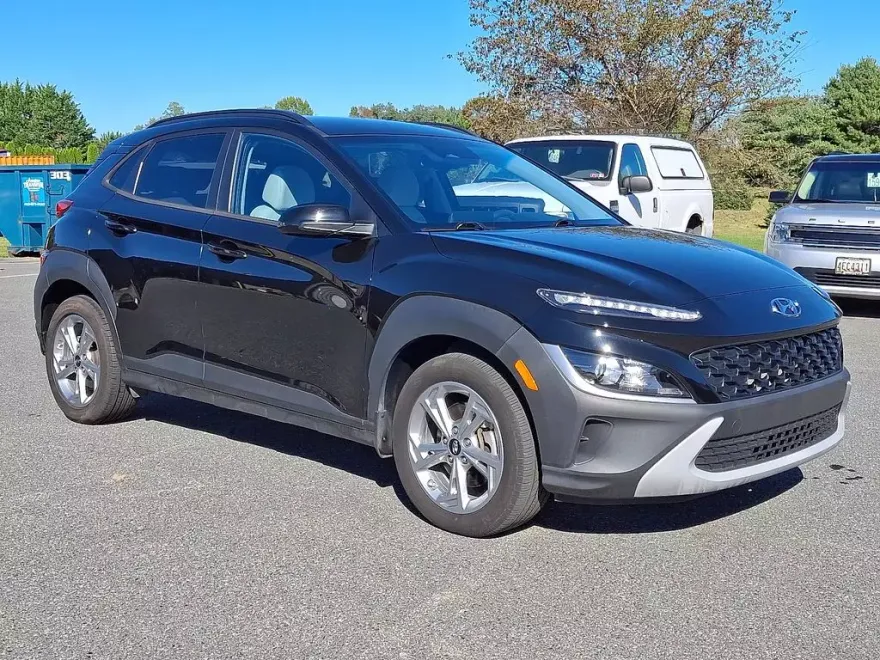 2023 Hyundai Kona SEL photo 1