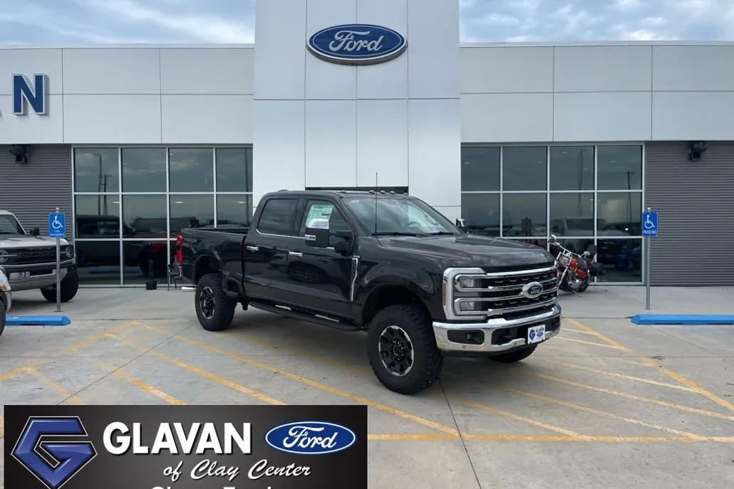 2025 Ford F-350 photo 1
