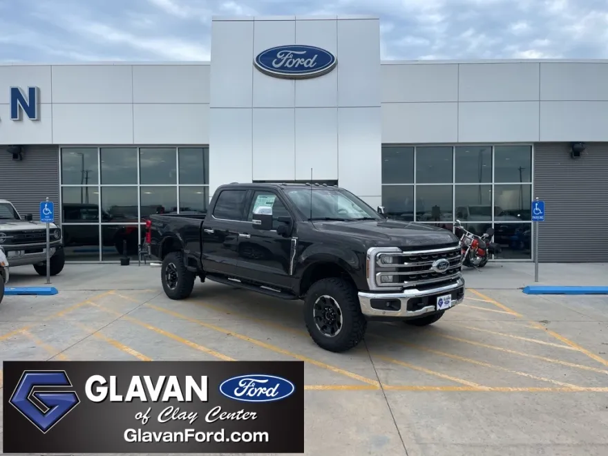 2025 Ford F-350 photo 1