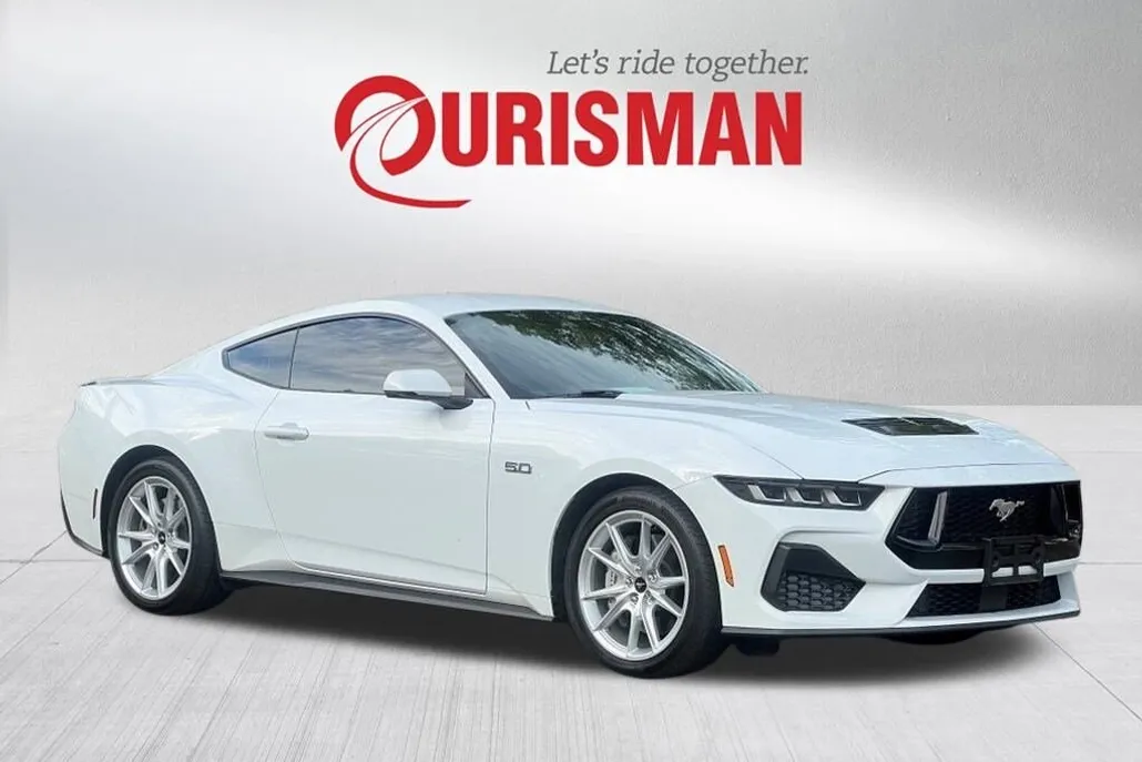 2024 Ford Mustang GT Premium photo 1