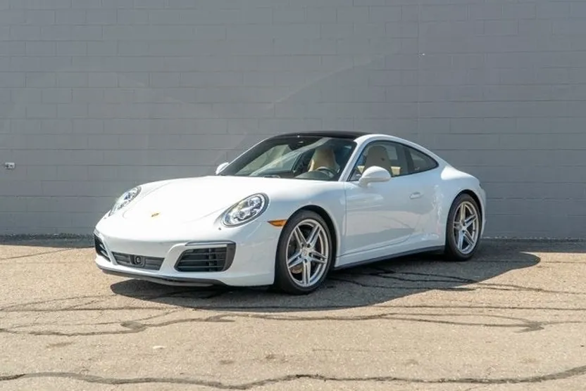 2017 Porsche 911 photo 1