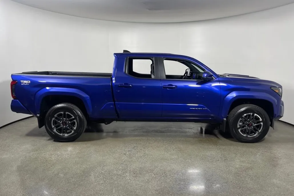 2025 Toyota Tacoma TRD Sport Long Bed photo 1
