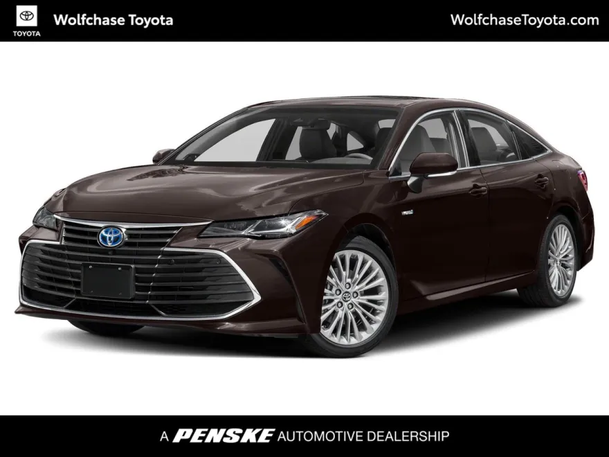 2019 Toyota Avalon Hybrid Limited photo 1