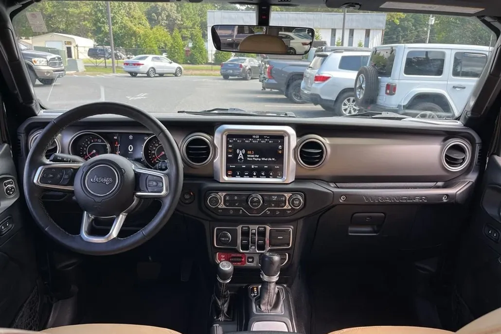 2018 Jeep Wrangler Unlimited Rubicon photo 1