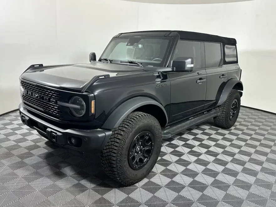 2023 Ford Bronco Wildtrak photo 1