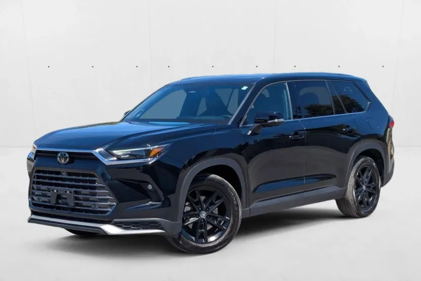 2024 Toyota Highlander Hybrid Platinum photo 1