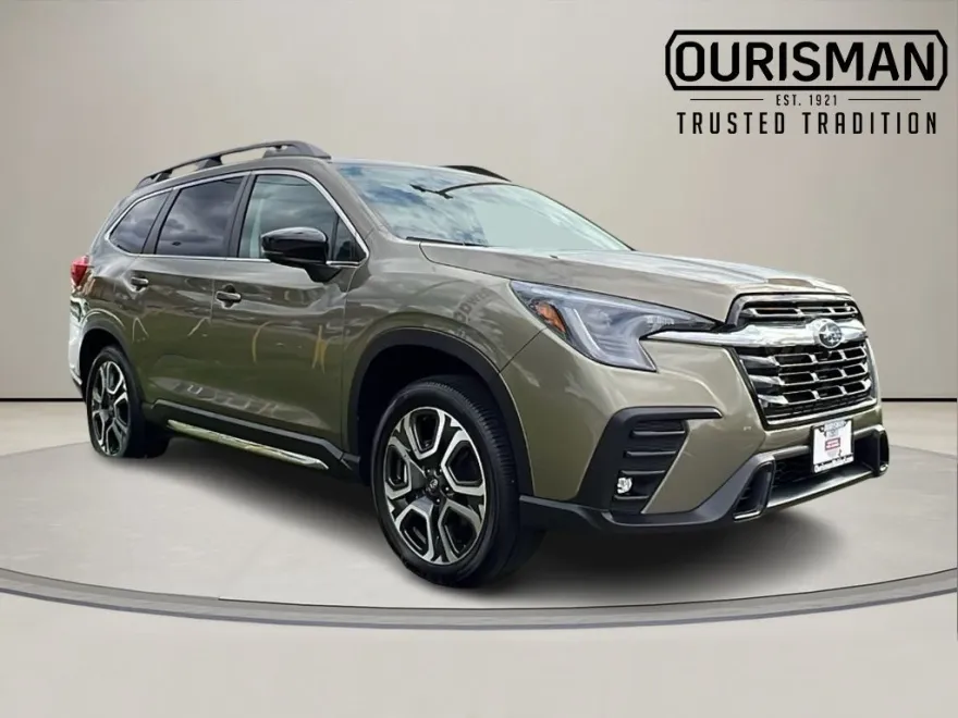 2025 Subaru Ascent Limited photo 1