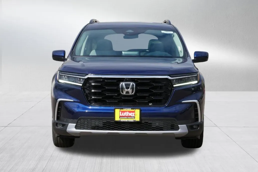 2025 Honda Pilot Elite photo 1