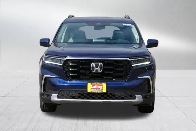 2025 Honda Pilot Elite photo 1