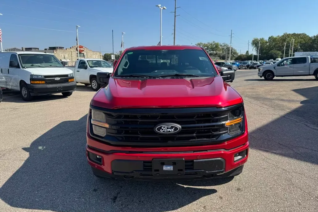 2024 Ford F-150 XLT photo 1
