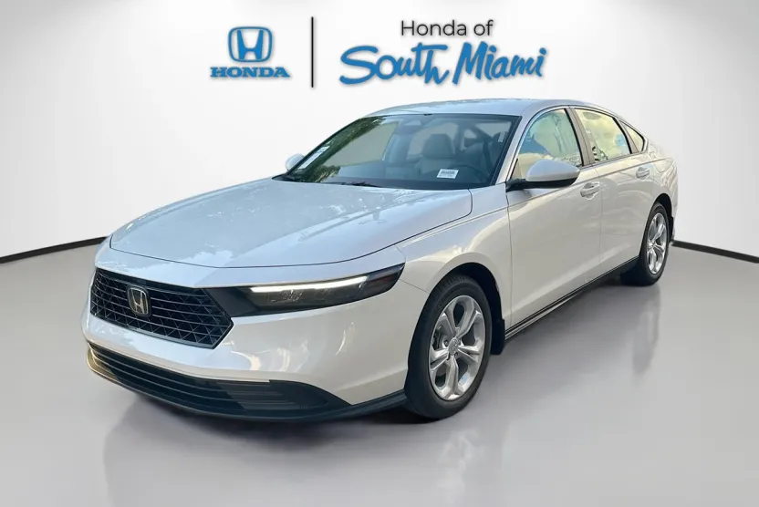 2025 Honda Accord LX photo 1