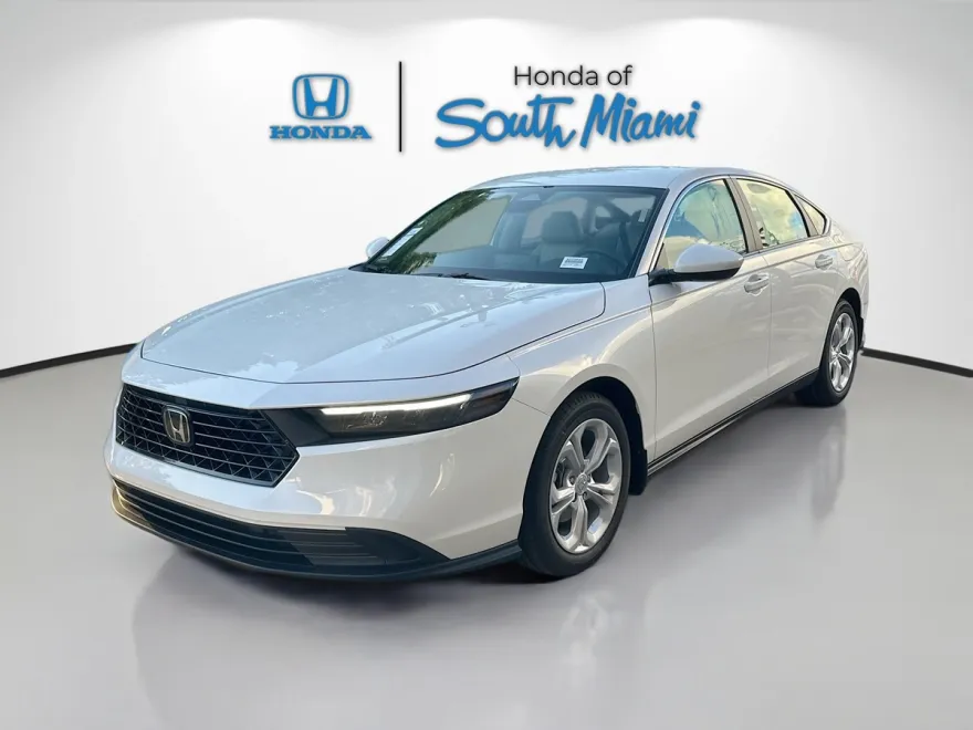 2025 Honda Accord LX photo 1