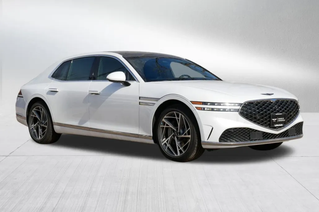 2025 Genesis G90 3.5T AWD photo 1