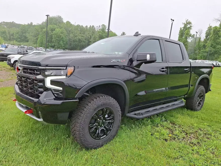 2025 Chevrolet Silverado 1500 ZR2 photo 1