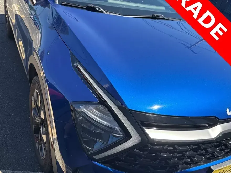 2023 Kia Sportage X-Line photo 1