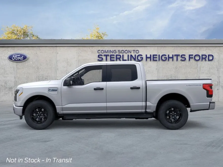 2025 Ford F-150 Lightning XLT photo 1
