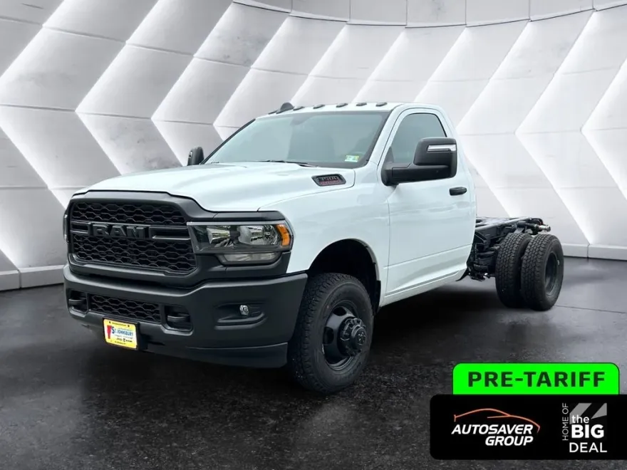 2024 Ram 3500 Tradesman photo 1