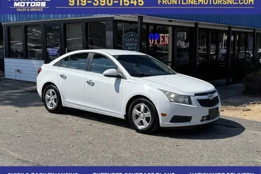 2013 Chevrolet Cruze LT photo 1