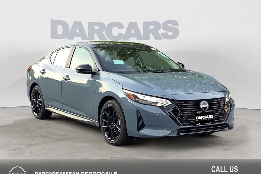 2025 Nissan Sentra SR photo 1