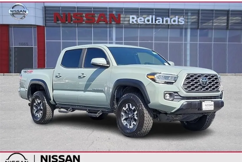 2023 Toyota Tacoma 4x4 photo 1