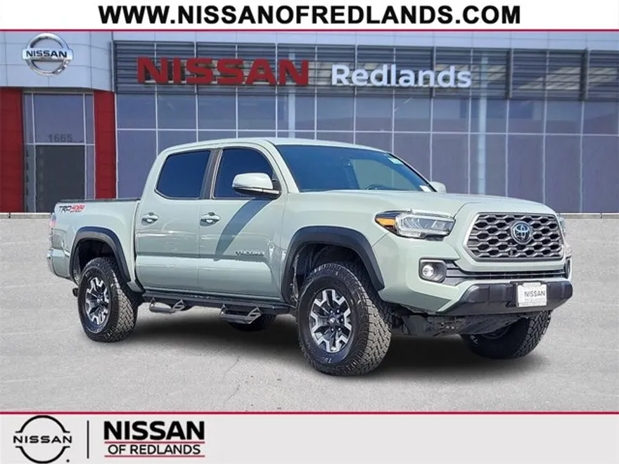 2023 Toyota Tacoma 4x4 photo 1
