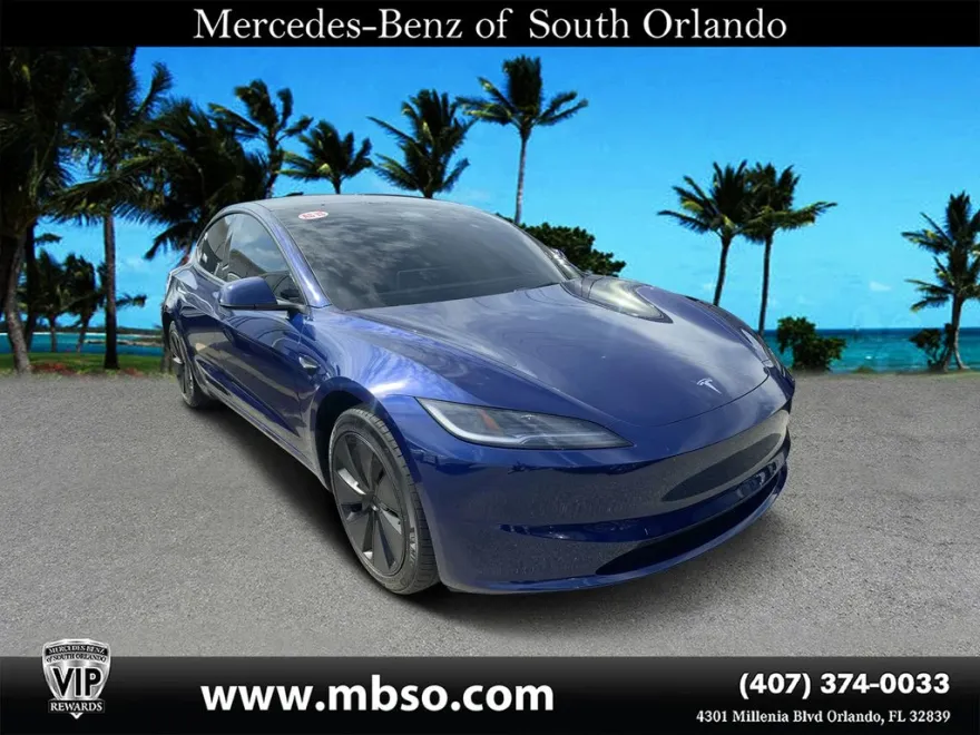 2025 Tesla Model 3 Long Range photo 1