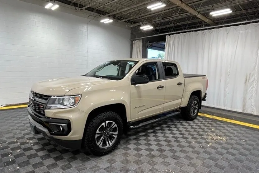 2022 Chevrolet Colorado Z71 photo 1