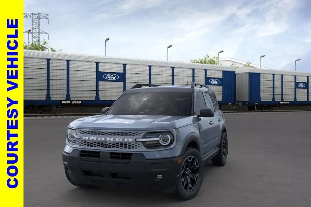 2025 Ford Bronco Sport Outer Banks photo 1