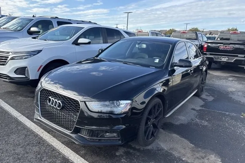 2015 Audi A4 2.0T Premium photo 1