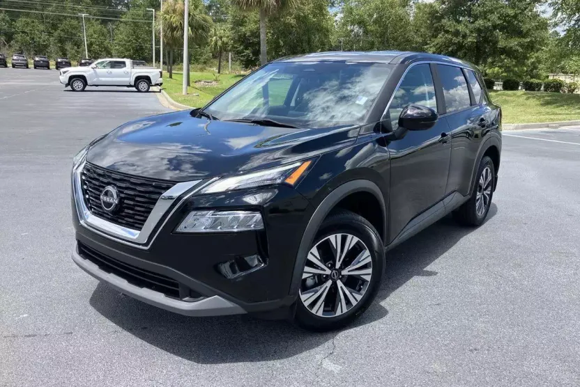 2023 Nissan Rogue SV photo 1