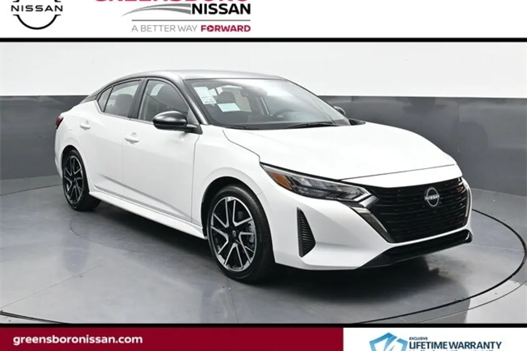 2025 Nissan Sentra SR photo 1