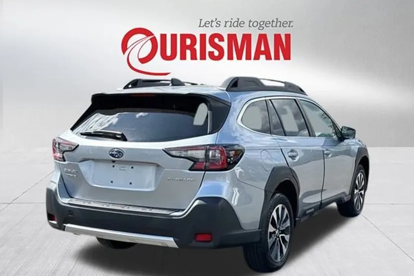 2023 Subaru Outback Limited photo 1