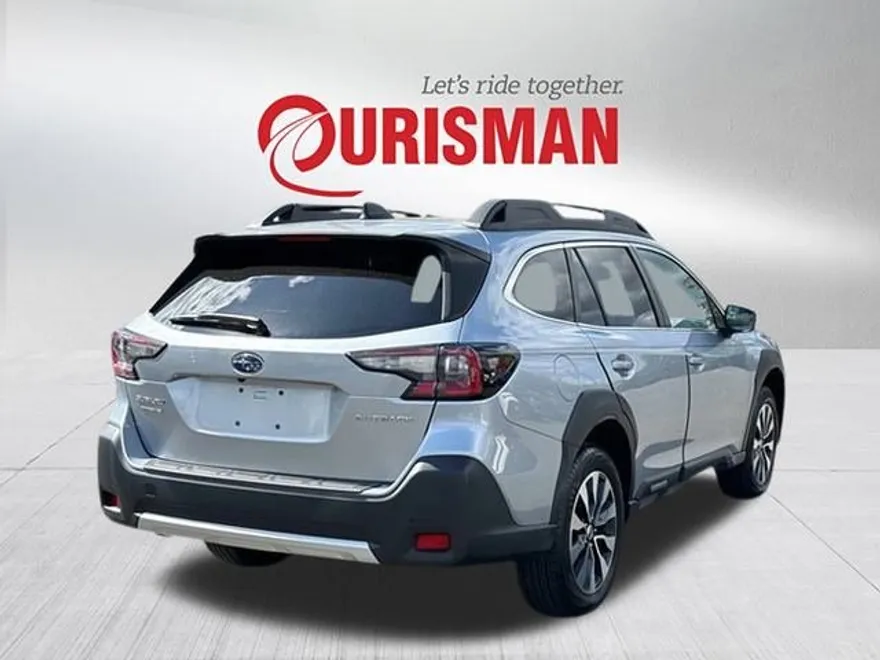 2023 Subaru Outback Limited photo 1