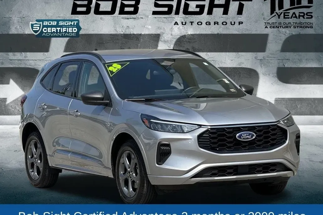 2023 Ford Escape ST-Line photo 1