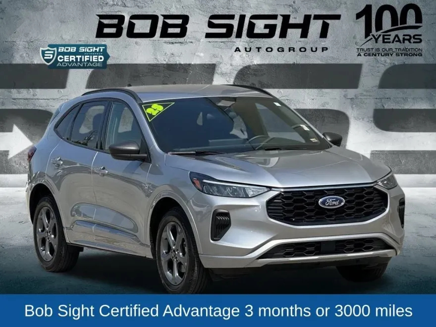 2023 Ford Escape ST-Line photo 1