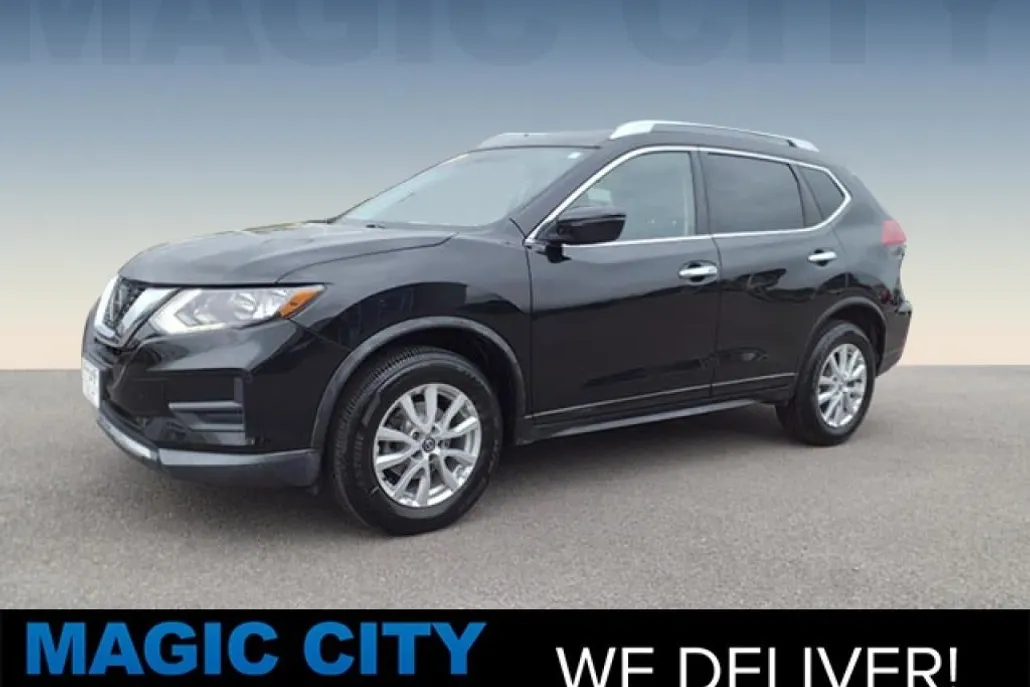 2019 Nissan Rogue SV photo 1