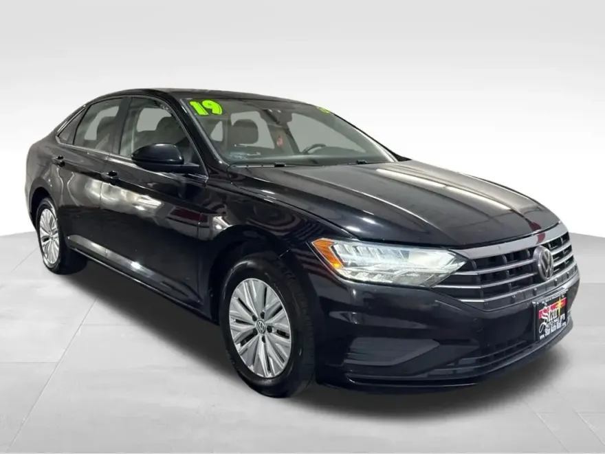 2019 Volkswagen Jetta S photo 1