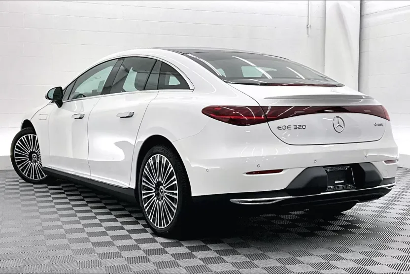 2026 Mercedes Benz EQE Sedan 4MATIC photo 1