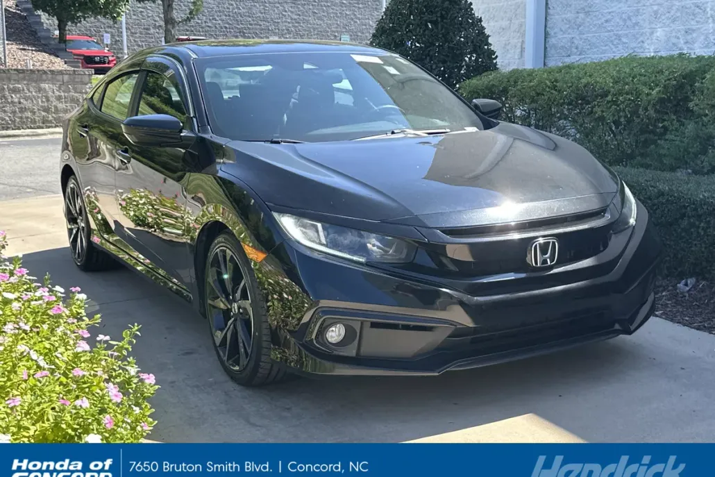 2020 Honda Civic Sport photo 1