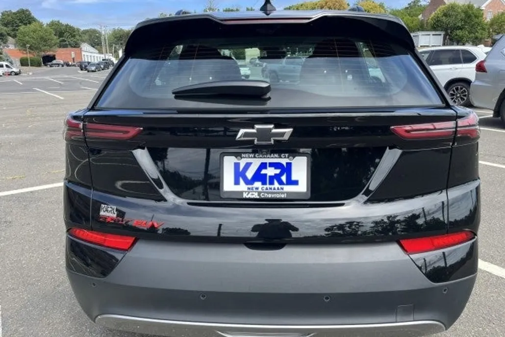 2023 Chevrolet Bolt EUV Premier photo 1