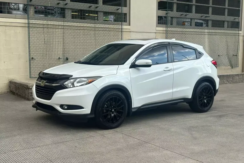 2017 Honda HR-V EX Sport photo 1