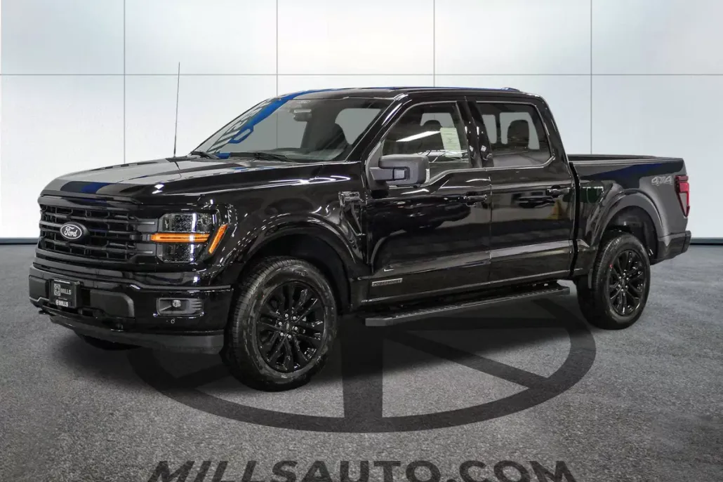 2025 Ford F-150 XLT photo 1