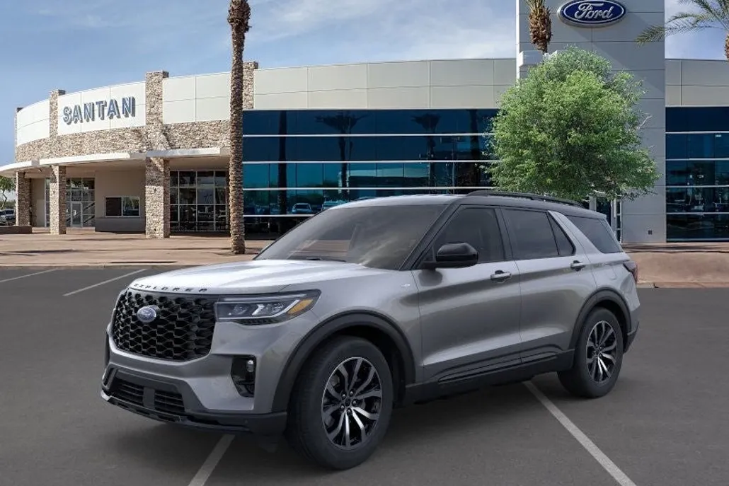 2025 Ford Explorer ST-Line photo 1