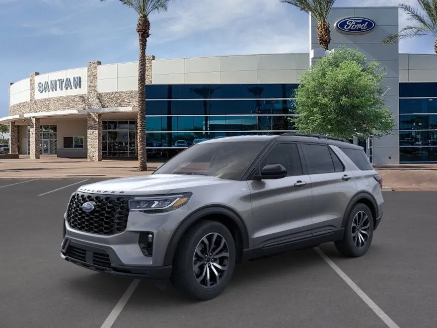 2025 Ford Explorer ST-Line photo 1
