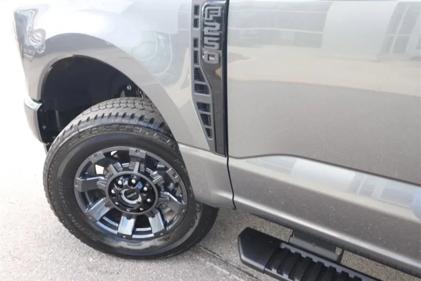 2026 Ford F-250 XL photo 1