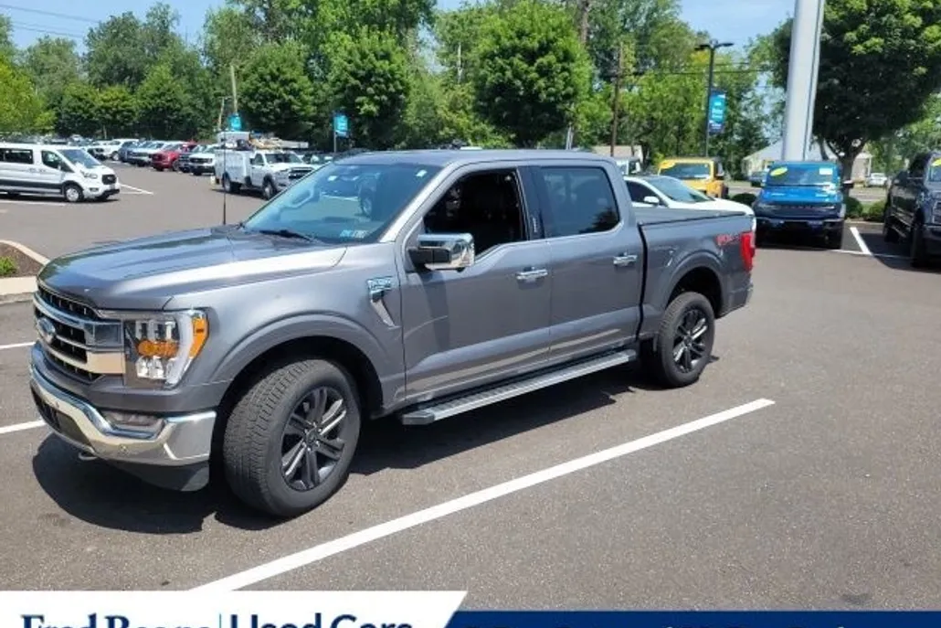 2022 Ford F-150 Lariat photo 1